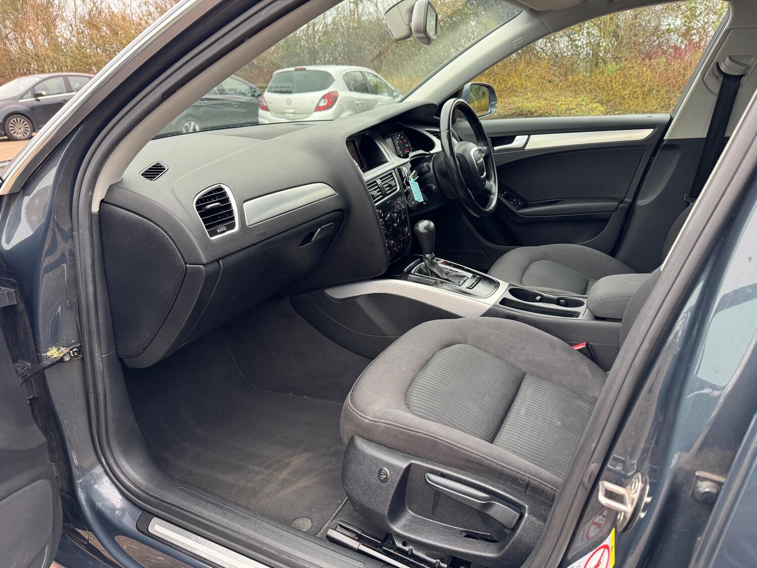 Used Audi A4 Avant 2011 for sale - 76657506: Photo 40