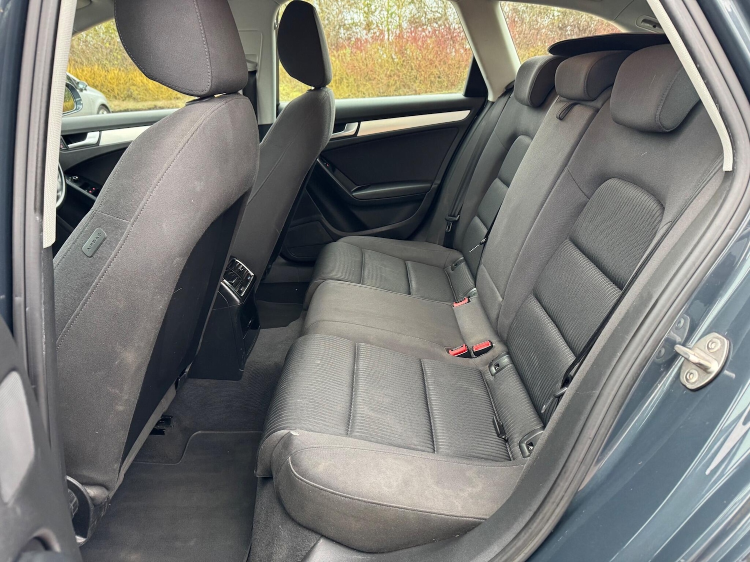 Used Audi A4 Avant 2011 for sale - 76657506: Photo 41