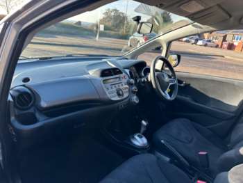 Used Honda Jazz 2010 for sale - 74668403: Photo
