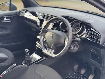 Used DS Automobiles DS 3 2017 for sale - 77190453: Photo