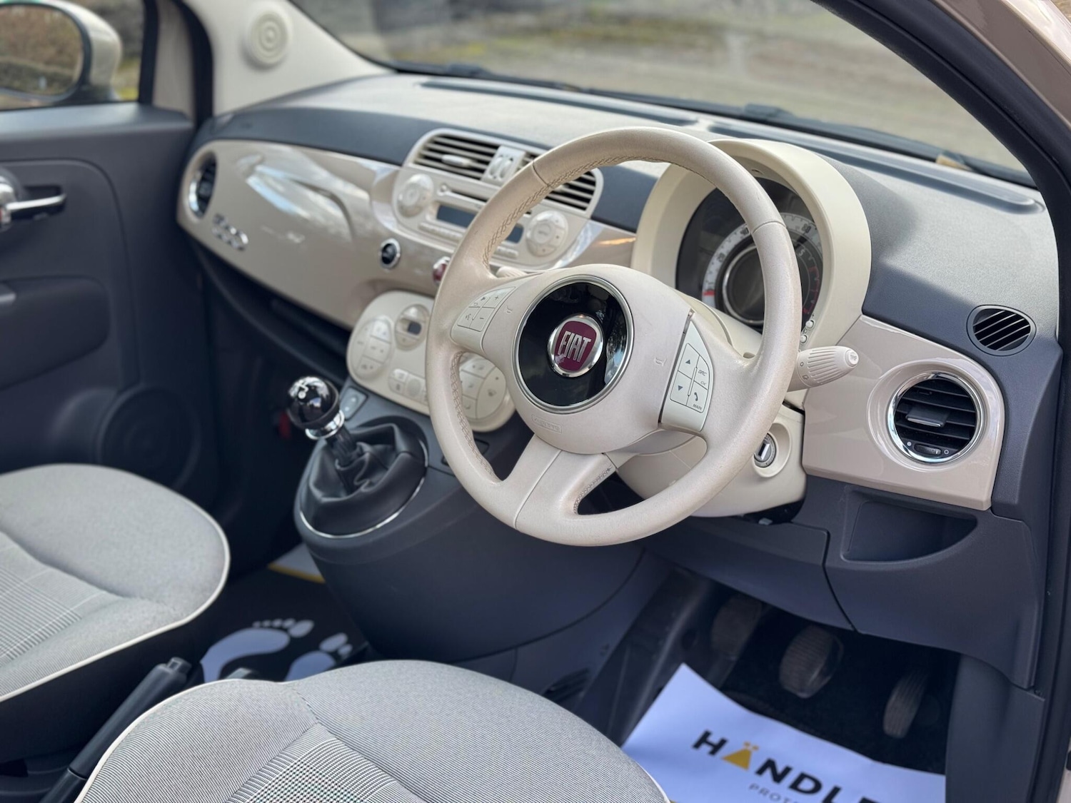 Used Fiat 500 2015 for sale - 77838837: Photo 3