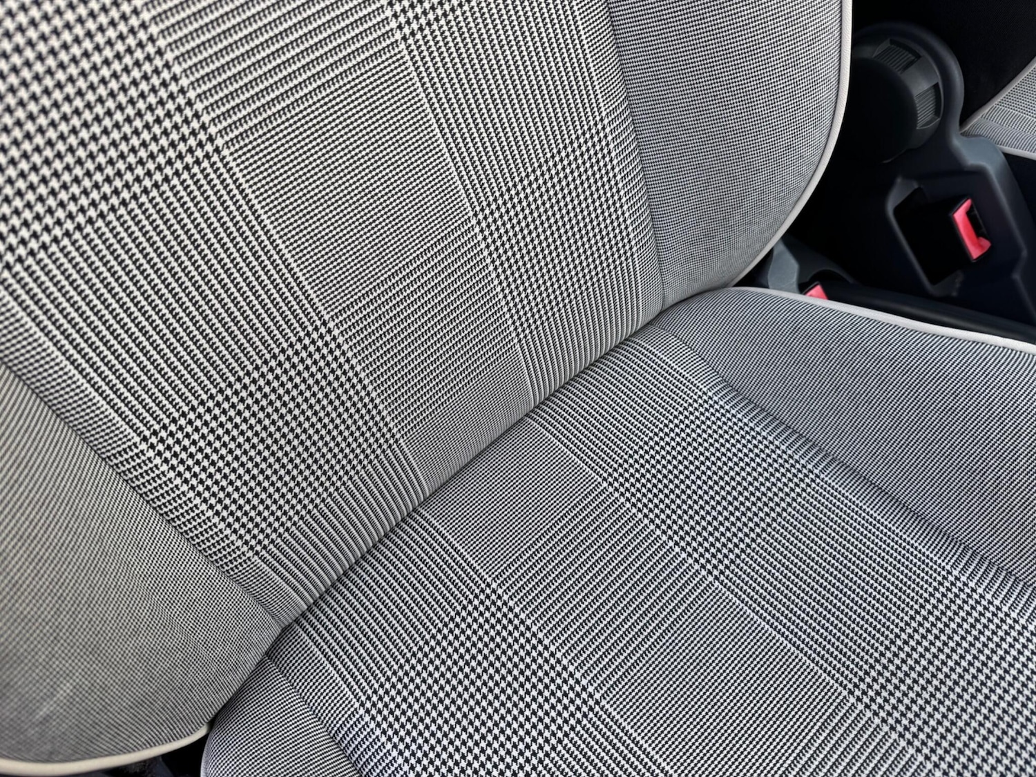 Used Fiat 500 2015 for sale - 77838837: Photo 33