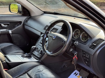 Used Volvo XC90 2014 for sale - 79348422: Photo
