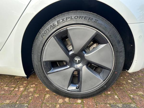 Used Tesla Model 3 2021 for sale - 72645909: Photo 16