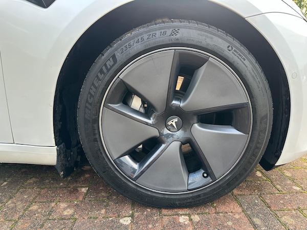 Used Tesla Model 3 2021 for sale - 72645909: Photo 19