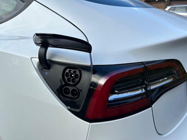 Used Tesla Model 3 2021 for sale - 72645909: Photo 27