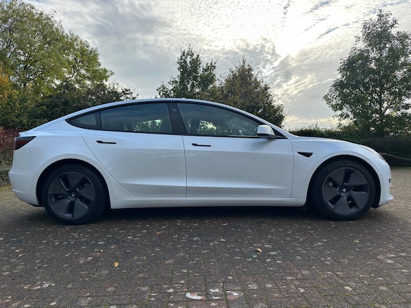Used Tesla Model 3 2021 for sale - 72645909: Photo 9