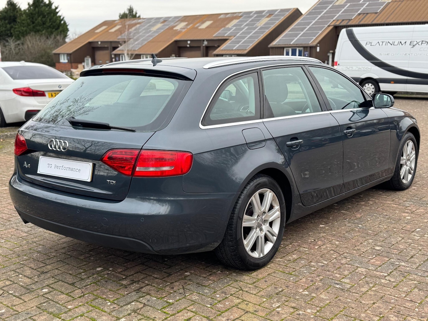 Used Audi A4 2011 for sale - 76991245: Photo 16