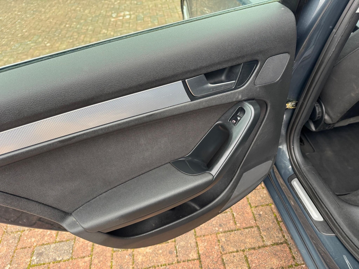 Used Audi A4 2011 for sale - 76991245: Photo 50