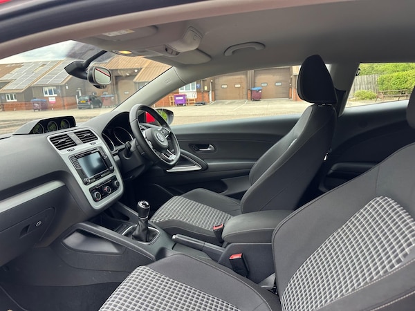 Used Volkswagen Scirocco 2016 for sale - 74419384: Photo 28
