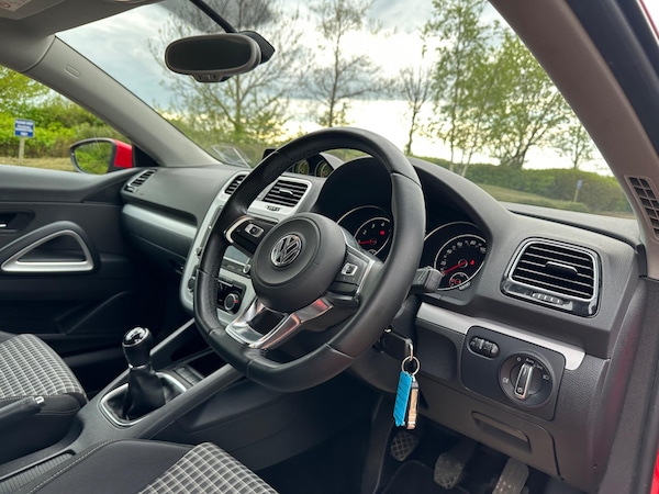 Used Volkswagen Scirocco 2016 for sale - 74419384: Photo 5