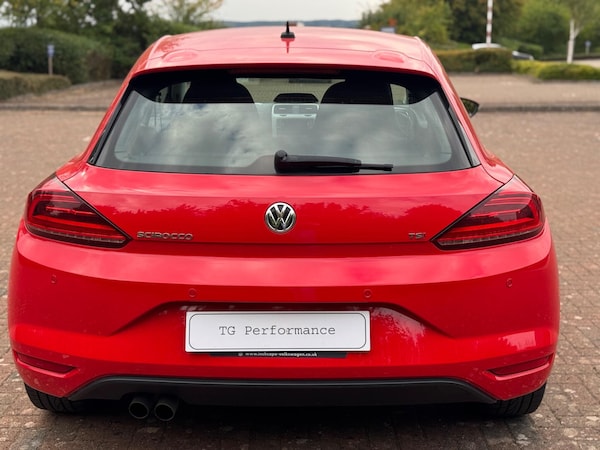 Used Volkswagen Scirocco 2016 for sale - 74419384: Photo 9