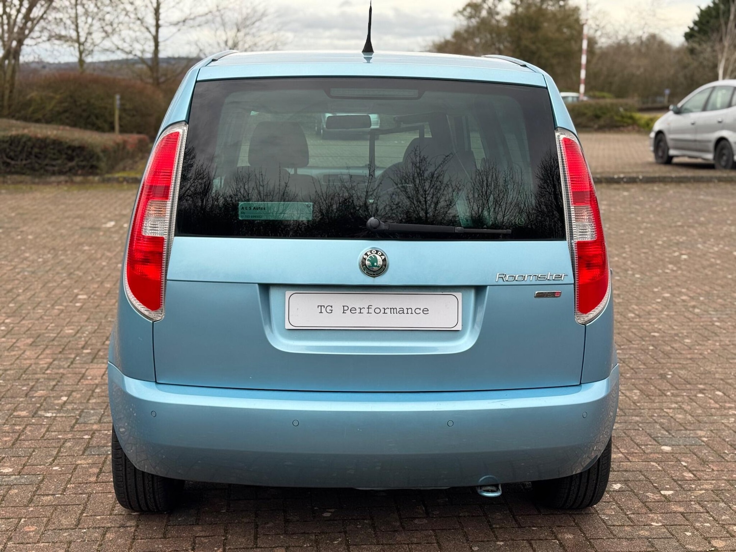 Used Skoda Roomster 2011 for sale - 77632979: Photo 9