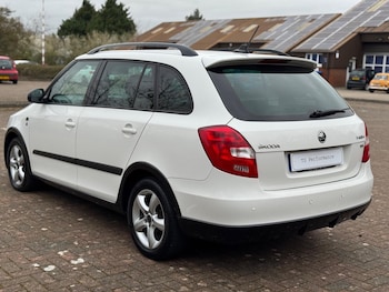 Used Skoda Fabia 2013 for sale - 77892557: Photo