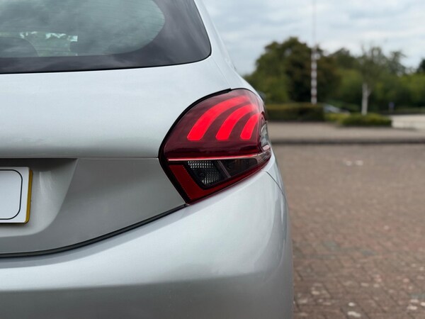 Used Peugeot 208 2015 for sale - 75741508: Photo 13