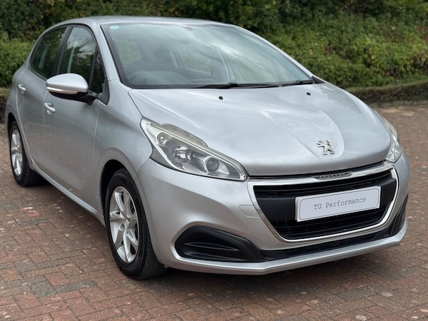 Used Peugeot 208 2015 for sale - 75741508: Photo 16