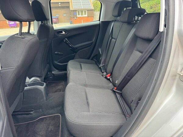 Used Peugeot 208 2015 for sale - 75741508: Photo 43