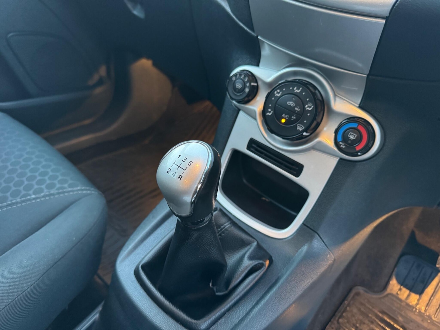 Used Ford Fiesta 2012 for sale - 77439653: Photo 14