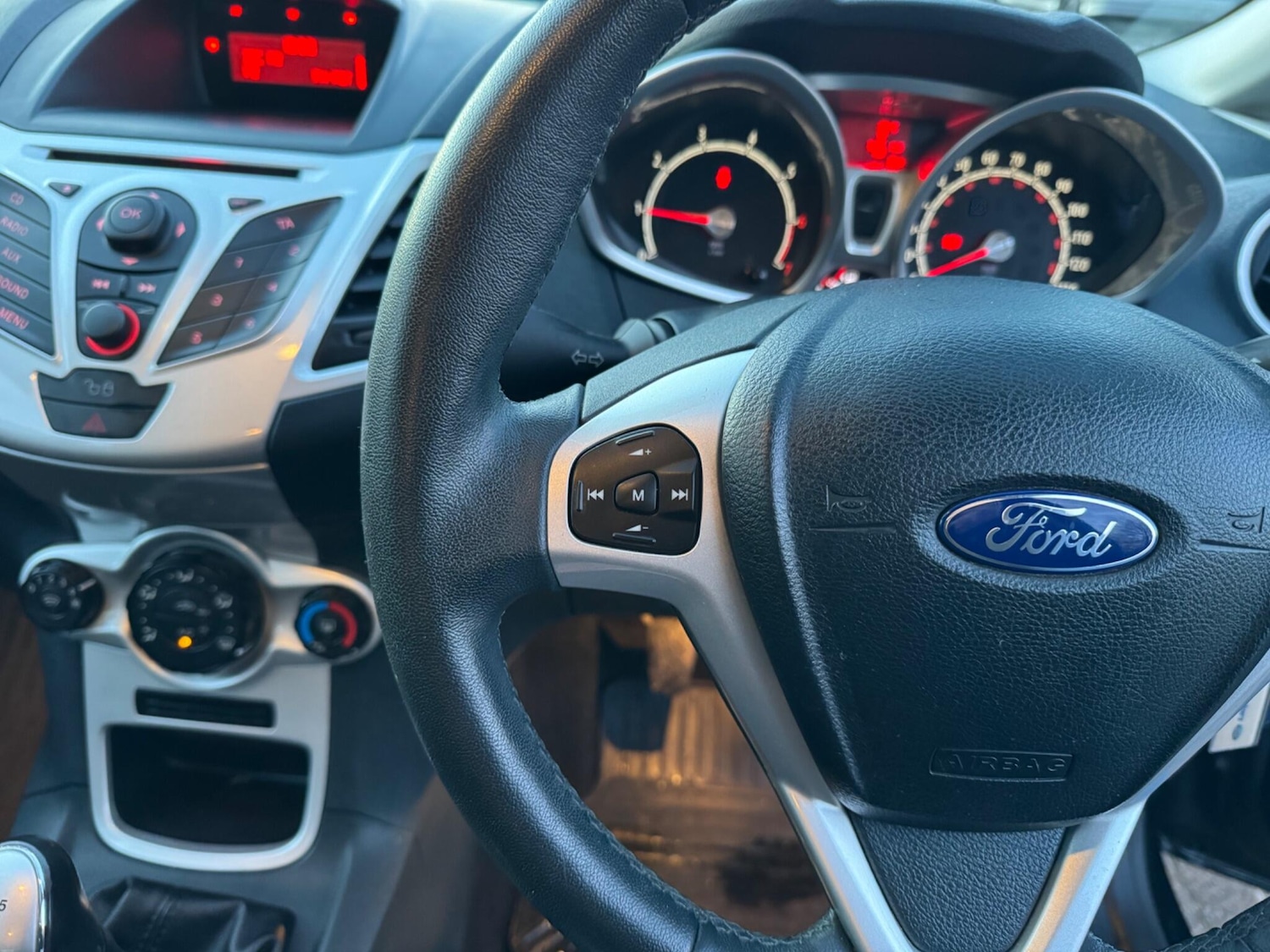 Used Ford Fiesta 2012 for sale - 77439653: Photo 42