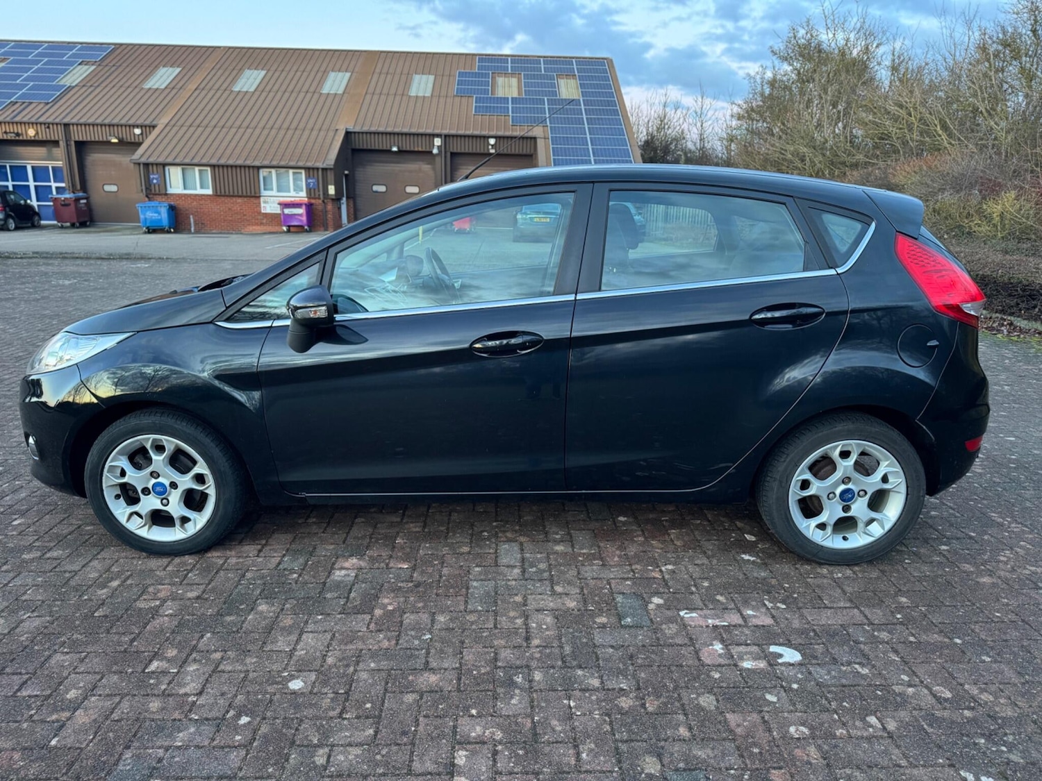 Used Ford Fiesta 2012 for sale - 77439653: Photo 8