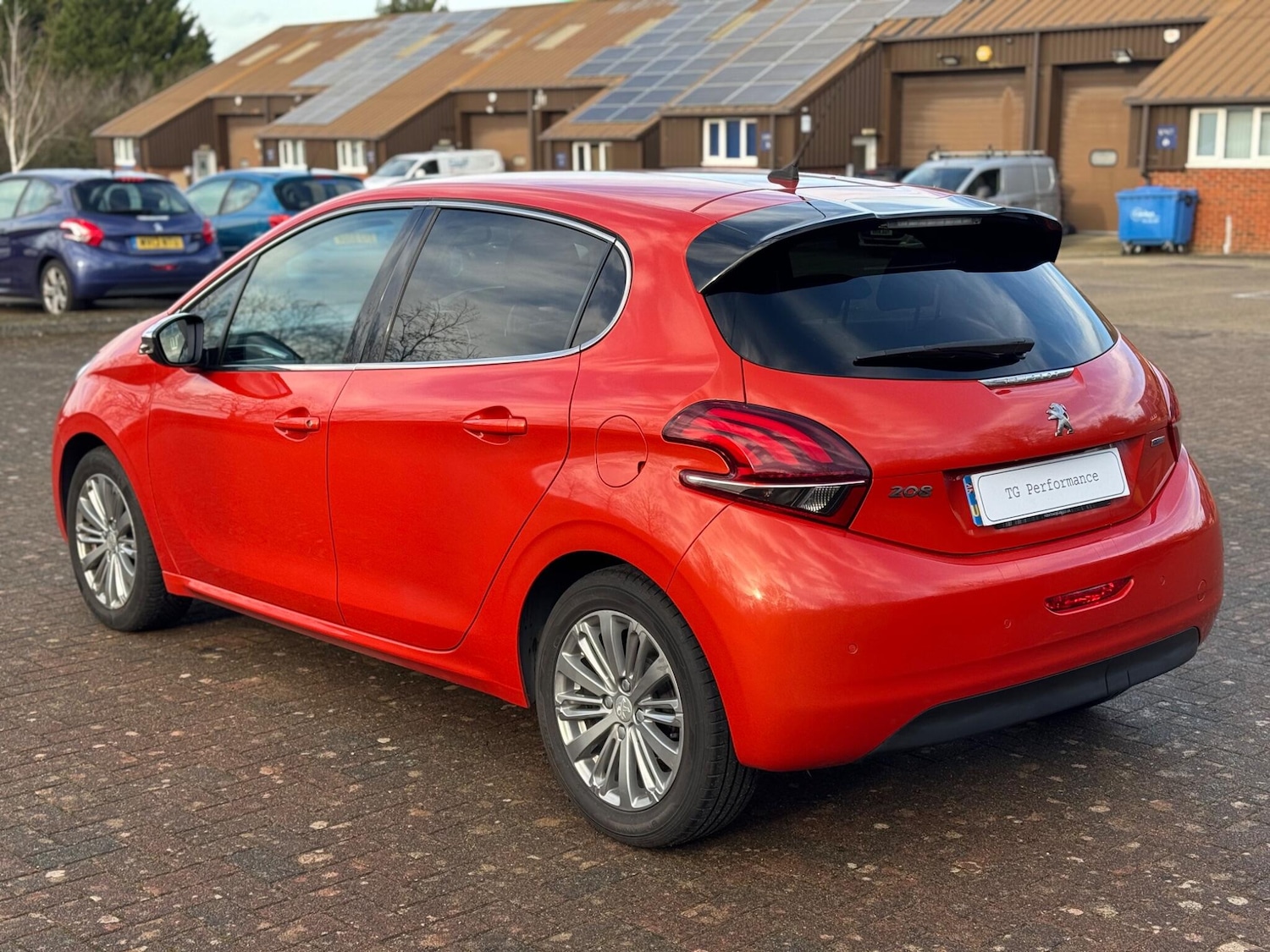 Used Peugeot 208 for sale - 77925757: Photo 2