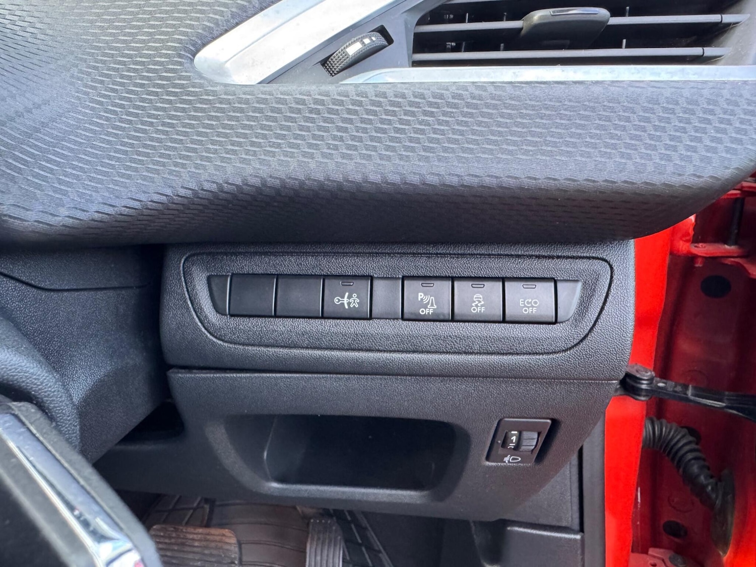 Used Peugeot 208 for sale - 77925757: Photo 26