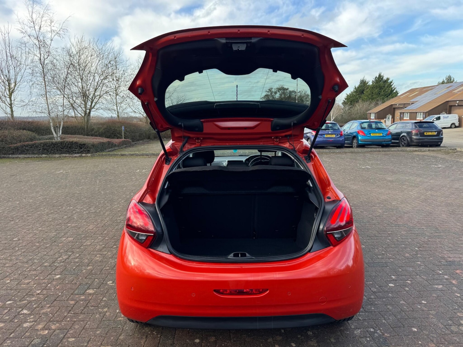 Used Peugeot 208 for sale - 77925757: Photo 51