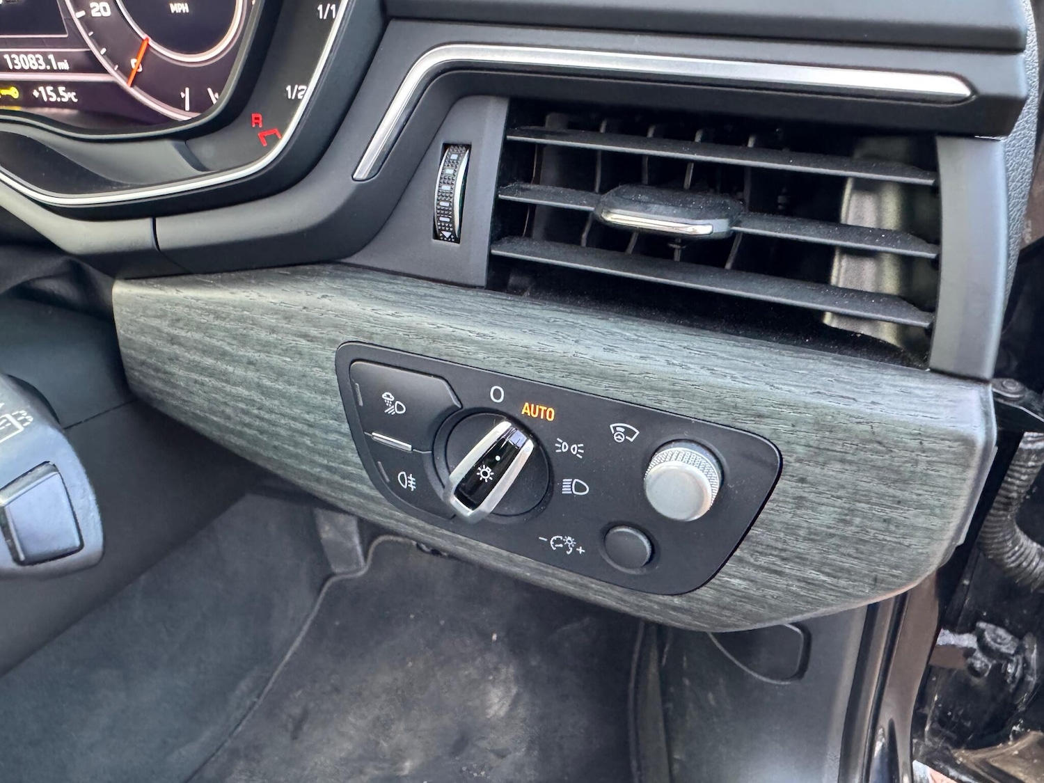 Used Audi A4 2016 for sale - 76573352: Photo 29