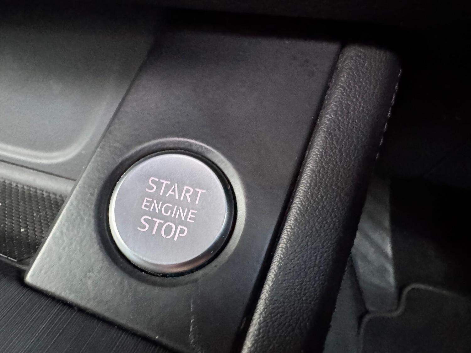 Used Audi A4 2016 for sale - 76573352: Photo 38