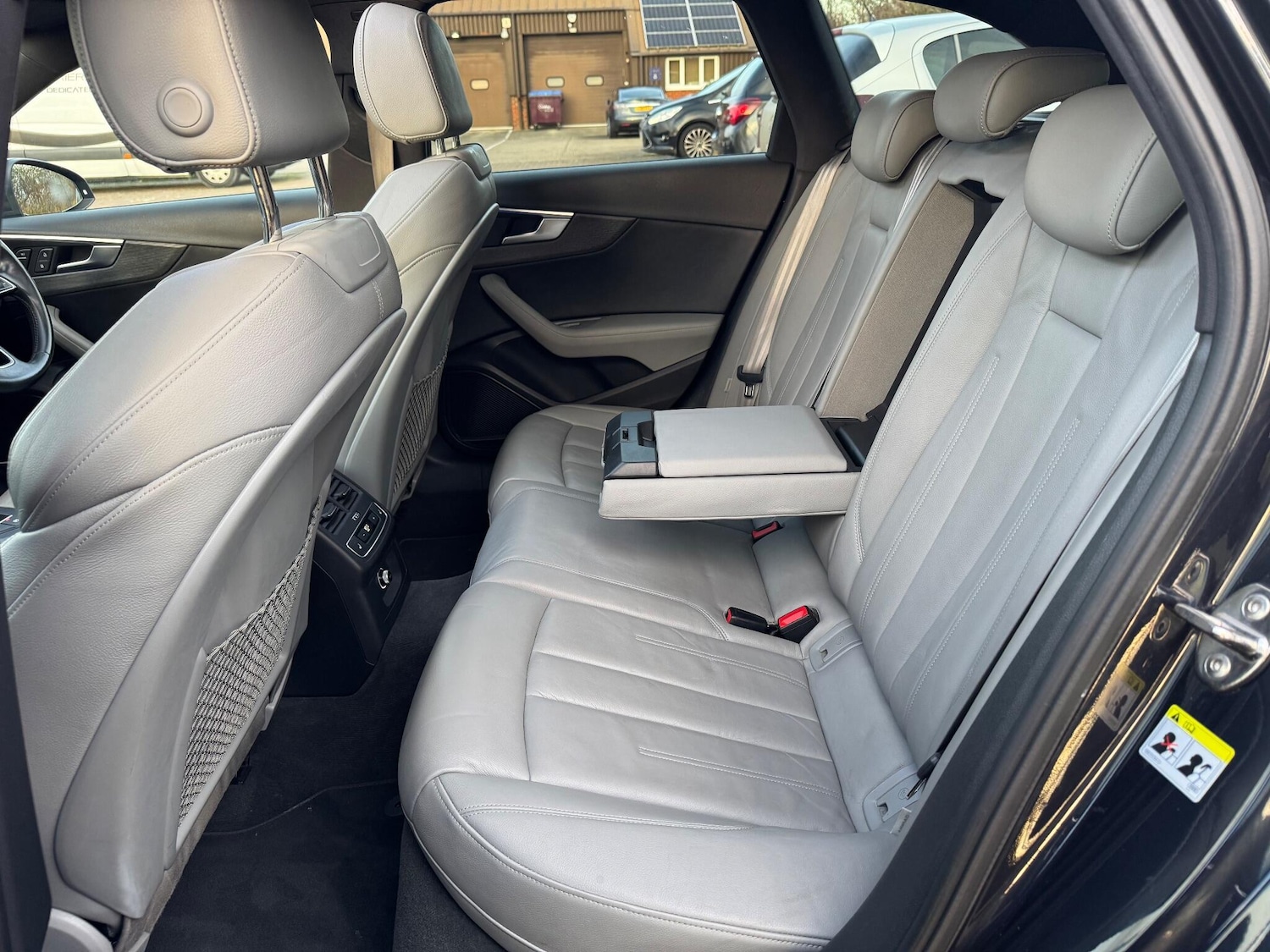 Used Audi A4 2016 for sale - 76573352: Photo 60