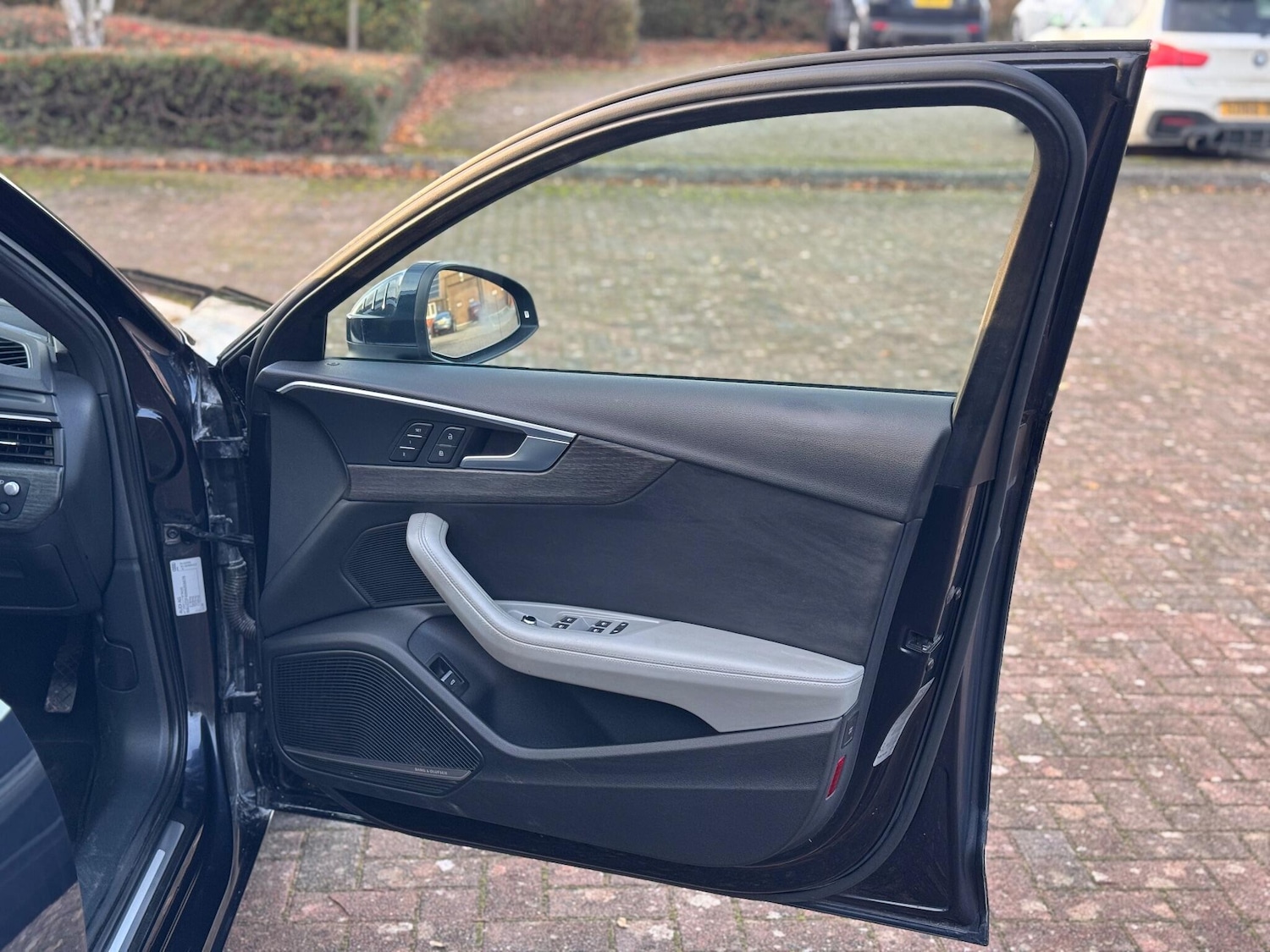 Used Audi A4 2016 for sale - 76573352: Photo 74