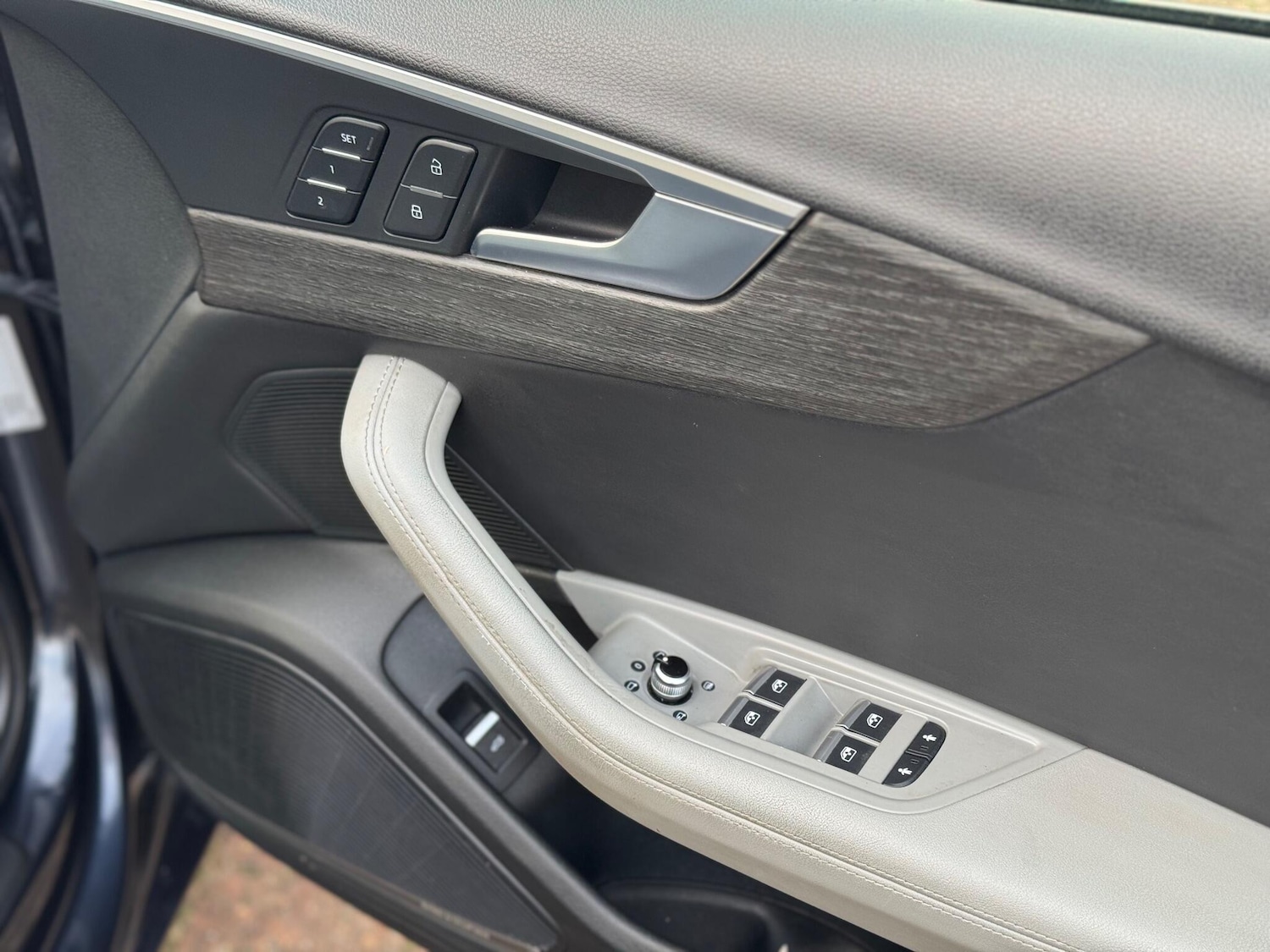 Used Audi A4 2016 for sale - 76573352: Photo 75