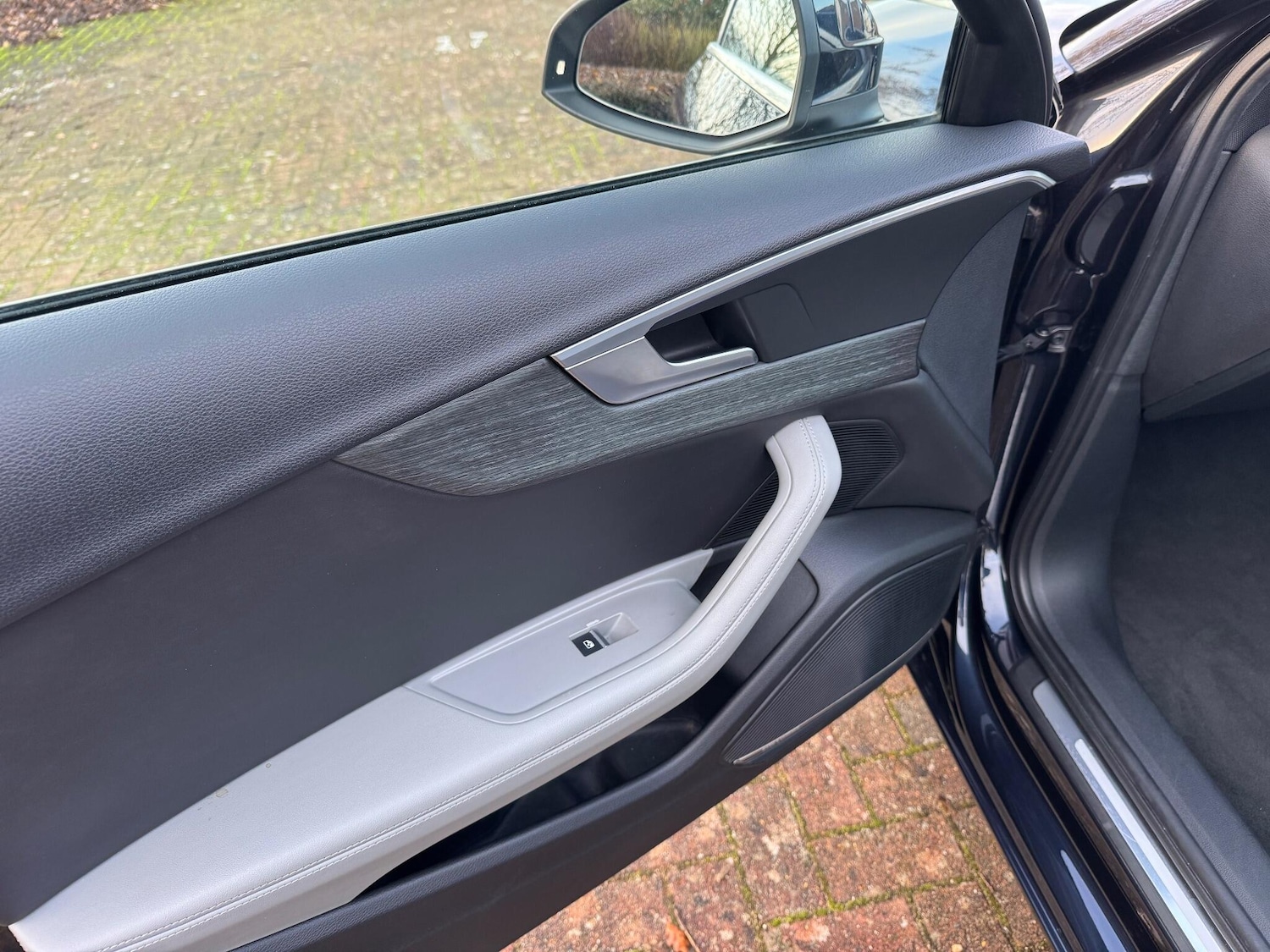 Used Audi A4 2016 for sale - 76573352: Photo 79