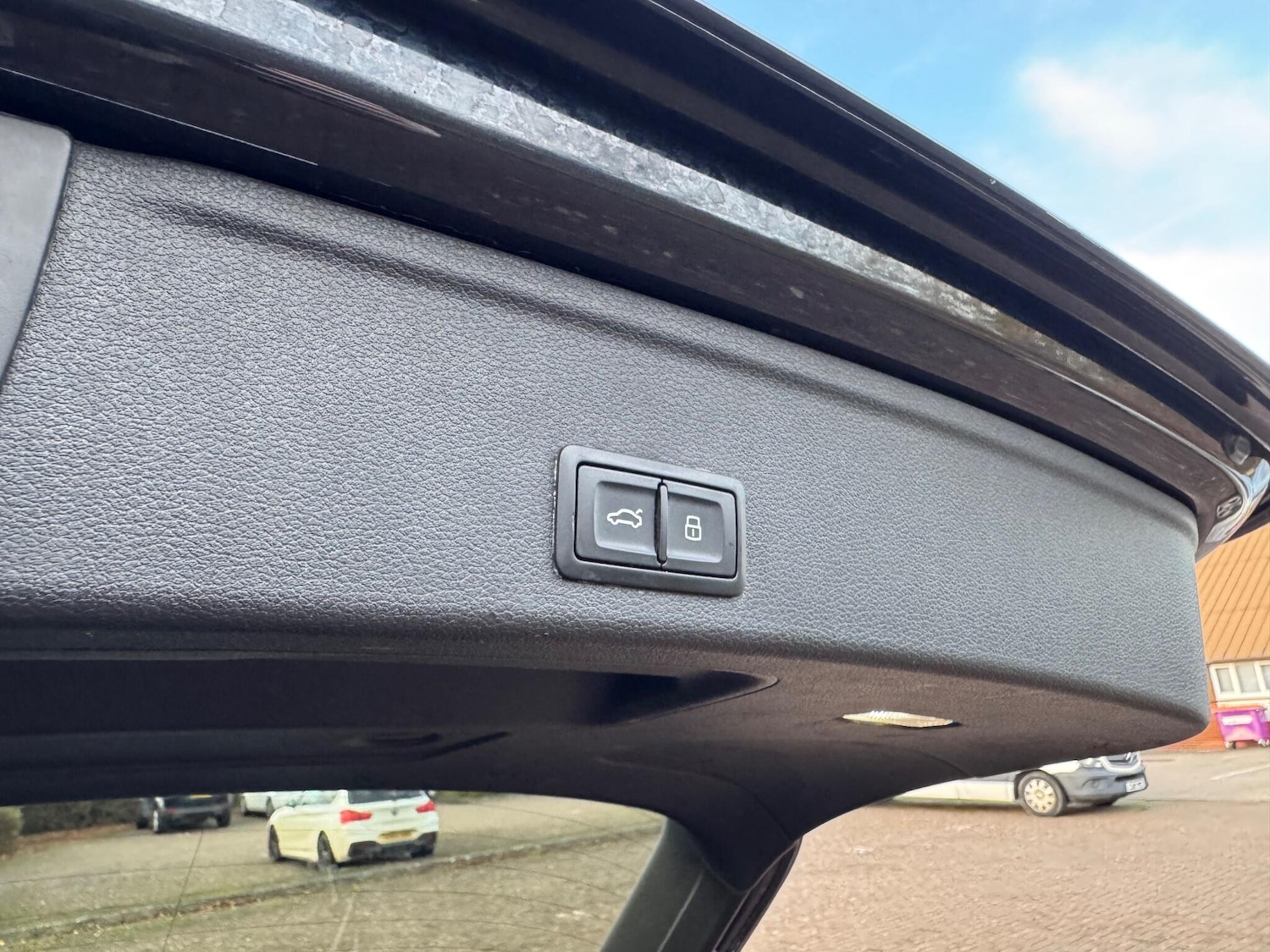 Used Audi A4 2016 for sale - 76573352: Photo 84