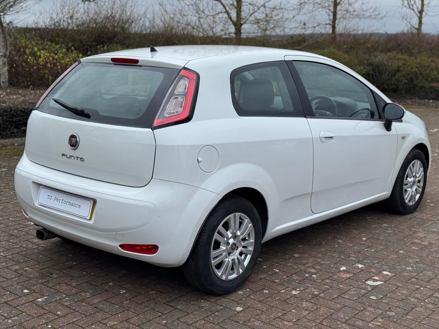 Used Fiat Punto 2013 for sale - 77940552: Photo 17