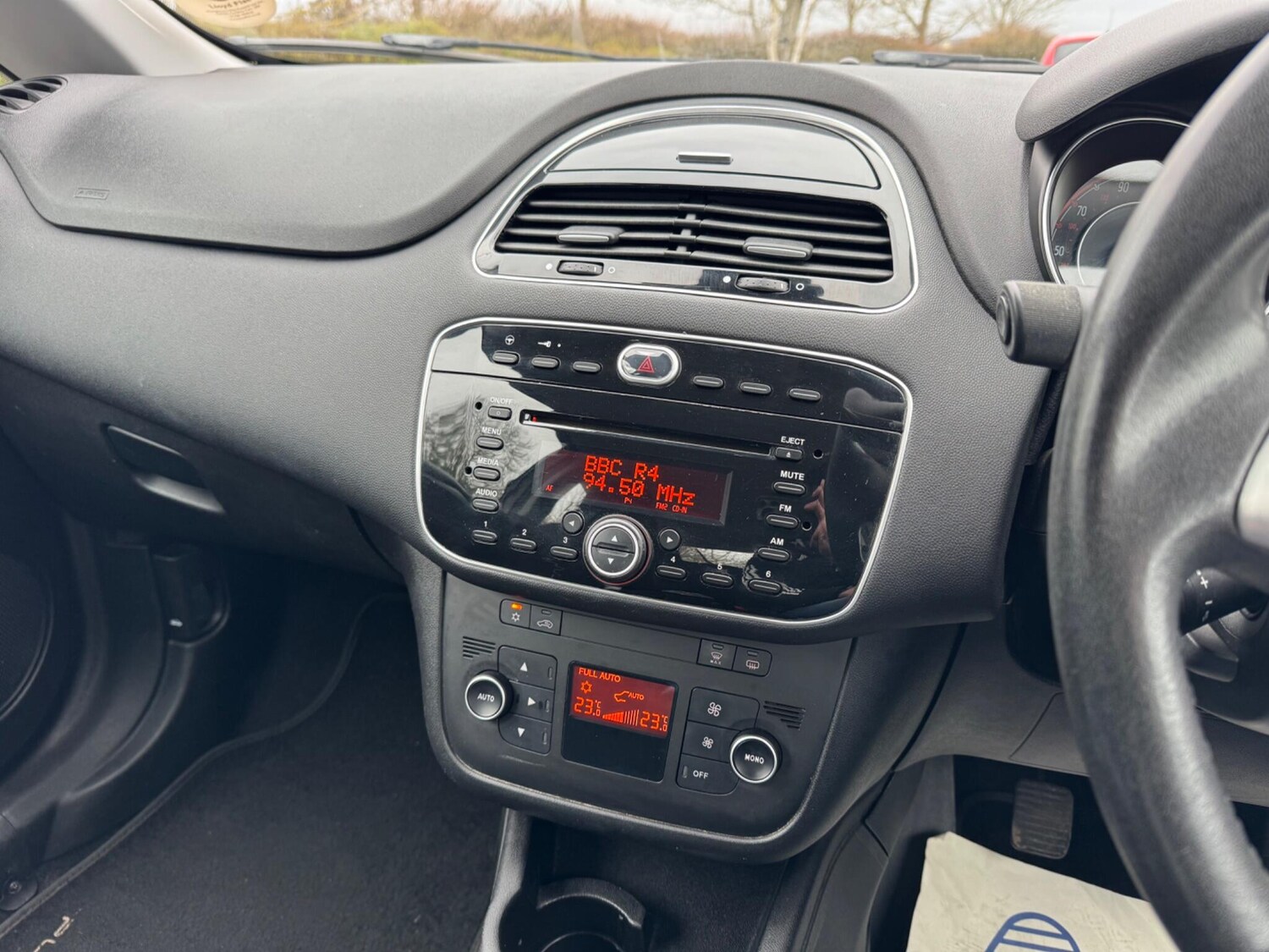 Used Fiat Punto 2013 for sale - 77940552: Photo 24