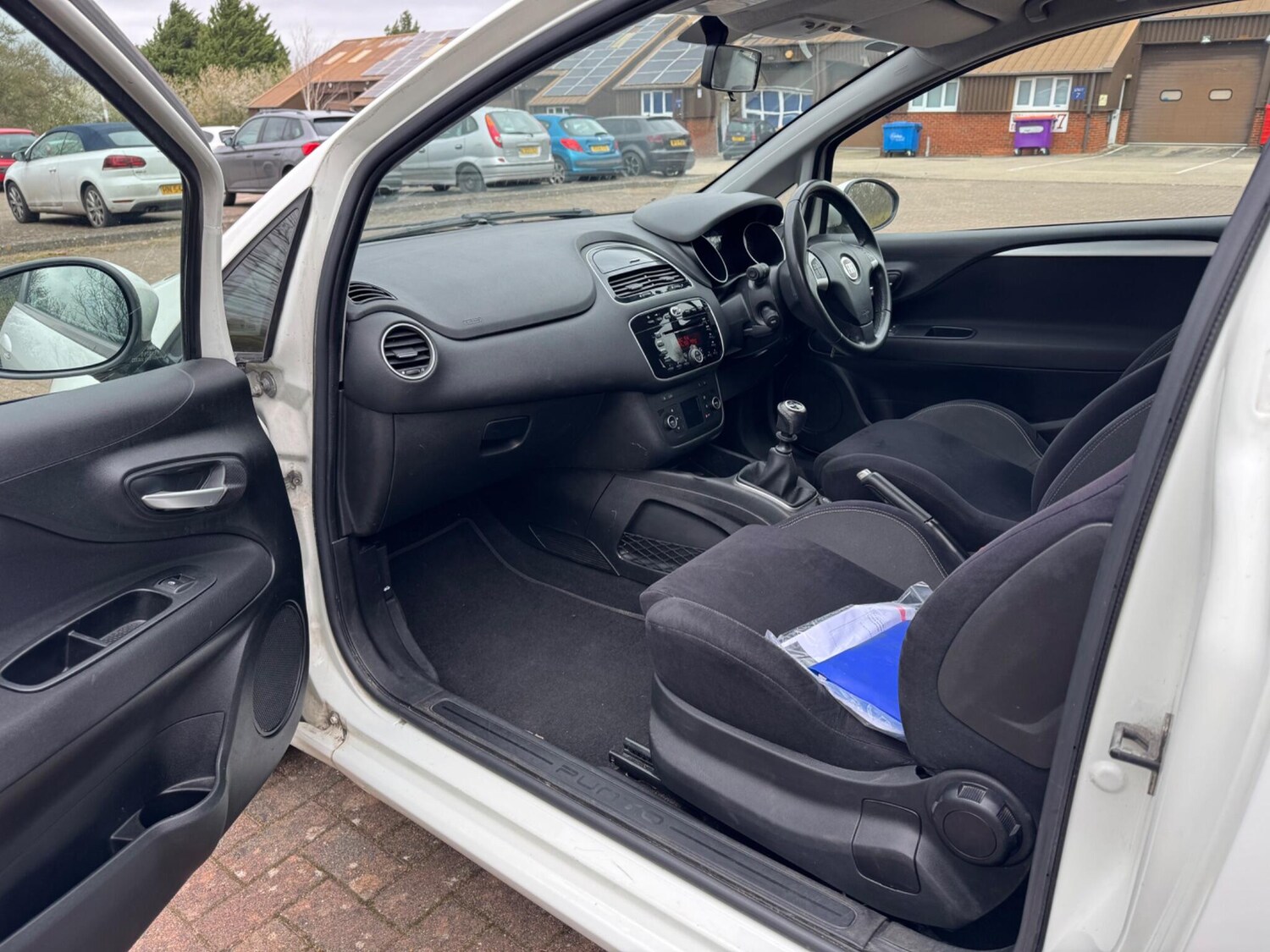 Used Fiat Punto 2013 for sale - 77940552: Photo 38