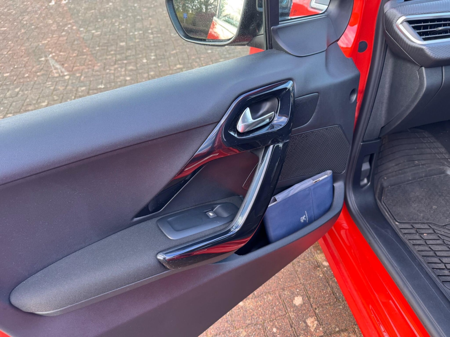 Used Peugeot 208 2016 for sale - 77320334: Photo 31