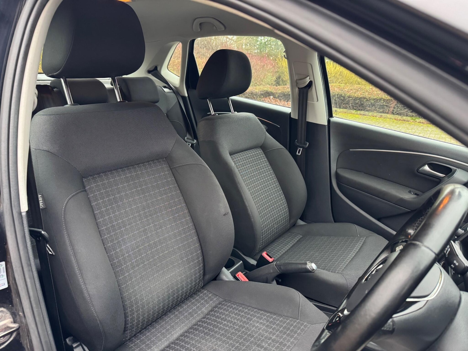 Used Volkswagen Polo 2014 for sale - 77029588: Photo 32