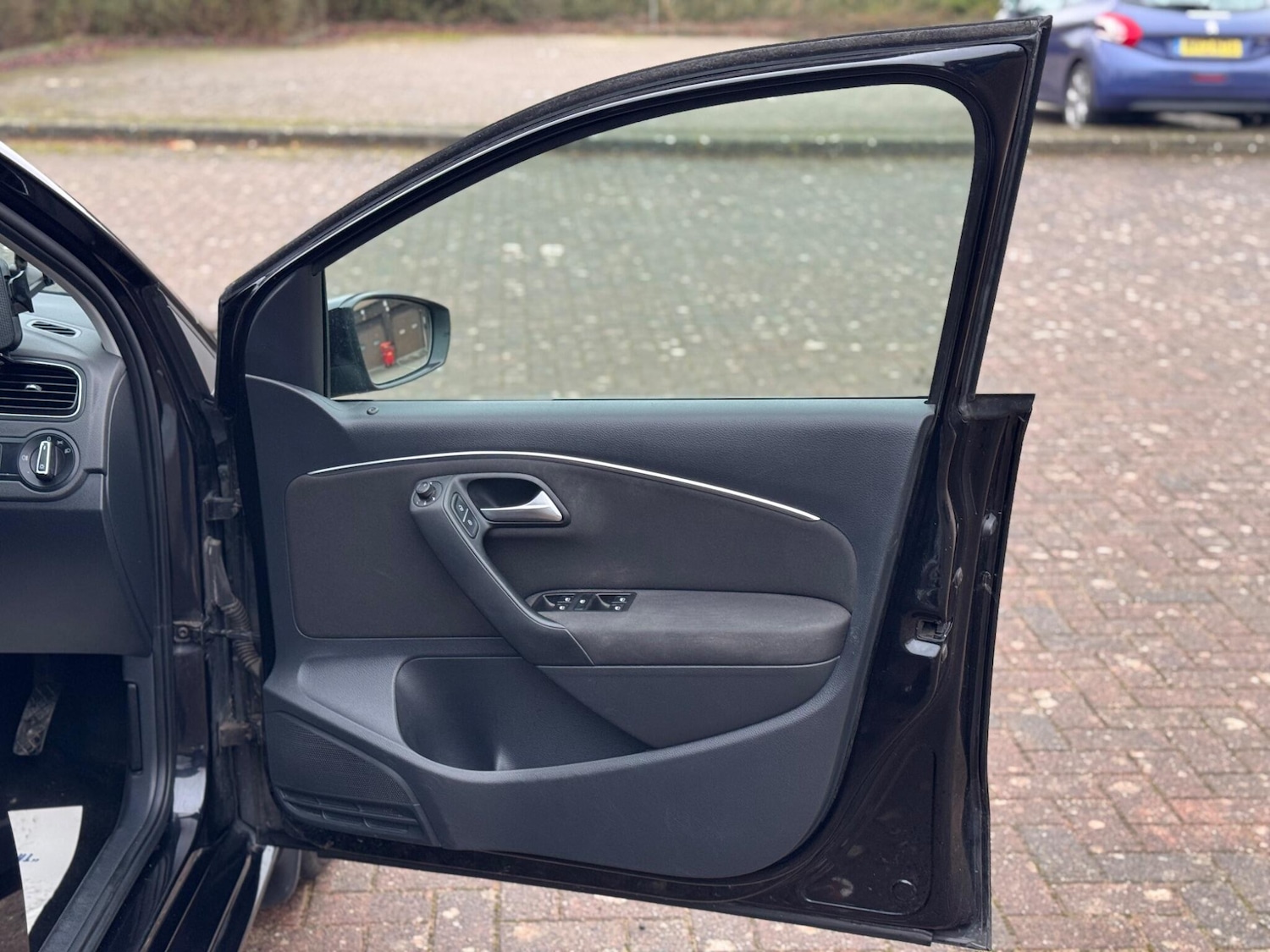 Used Volkswagen Polo 2014 for sale - 77029588: Photo 41