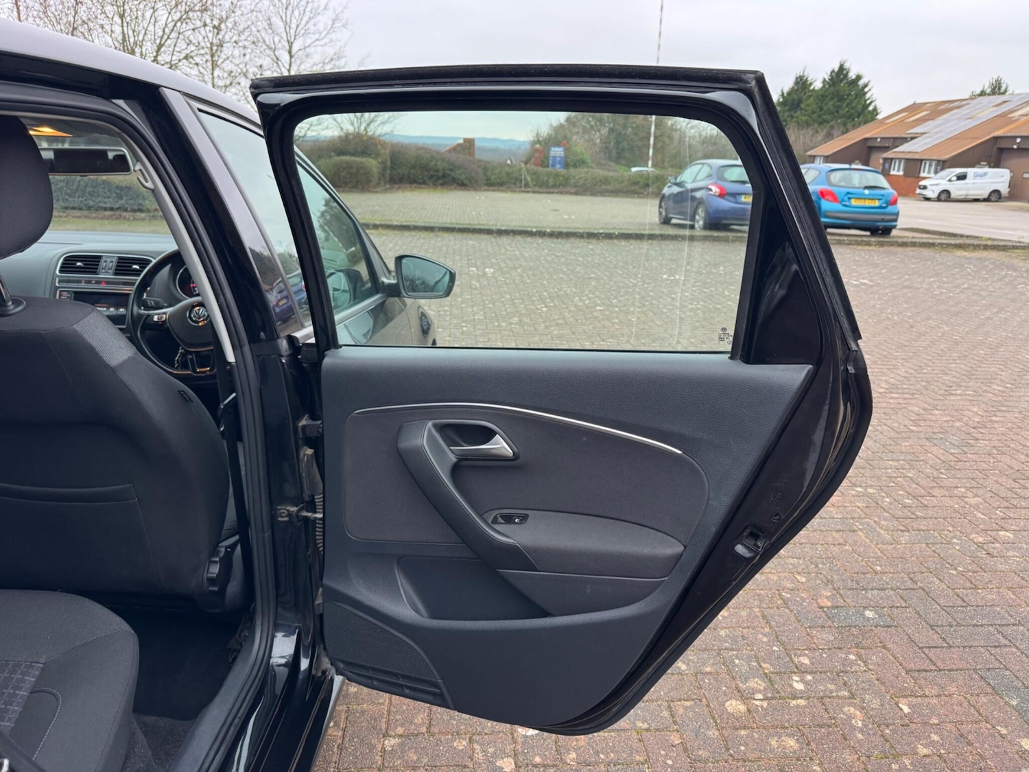 Used Volkswagen Polo 2014 for sale - 77029588: Photo 43