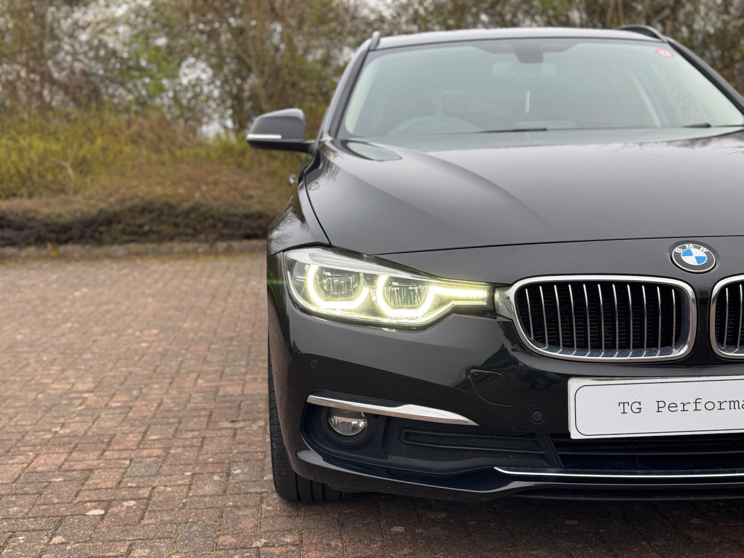 Used BMW 3 Series 2015 for sale - 78007336: Photo 2