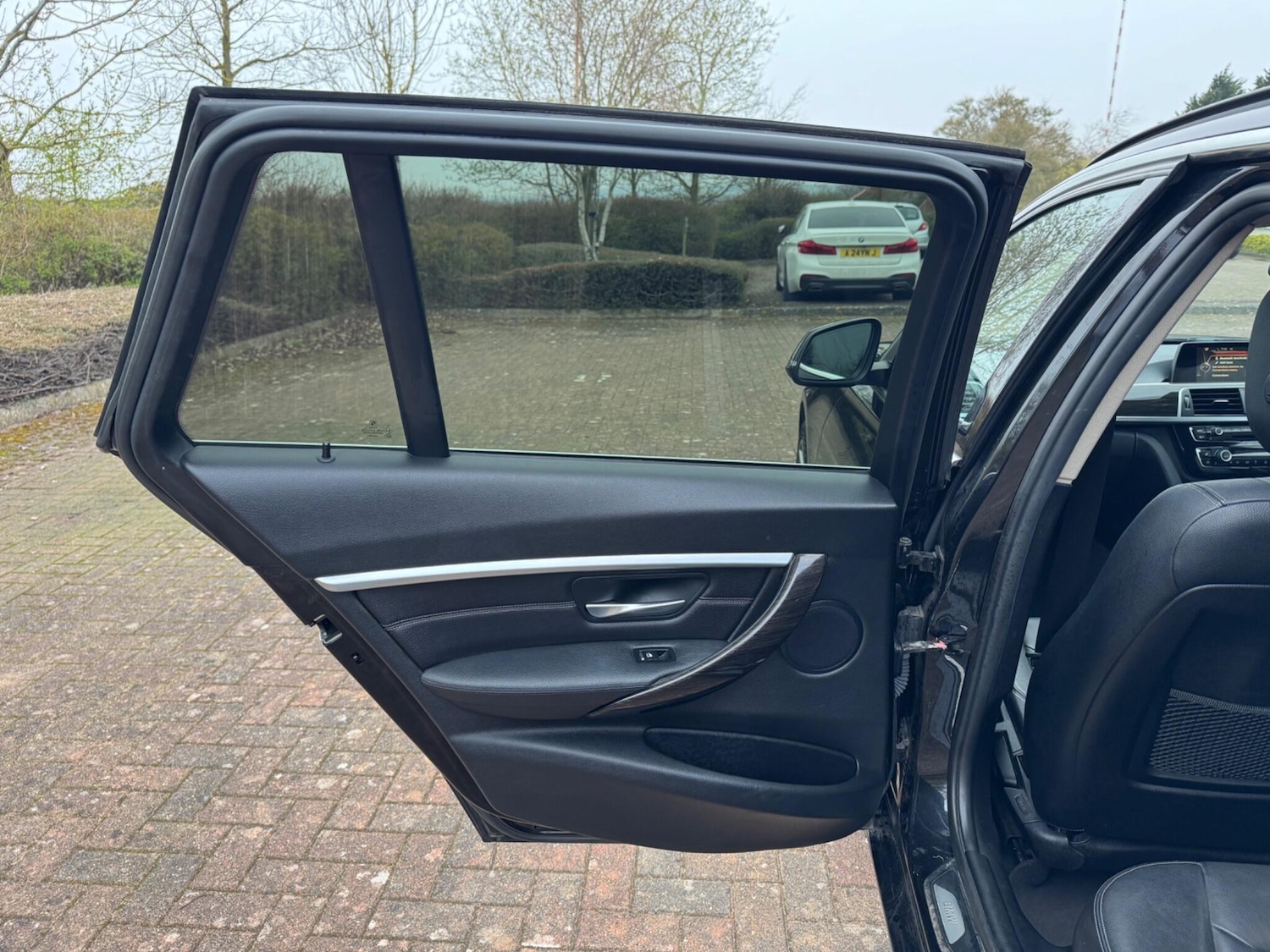 Used BMW 3 Series 2015 for sale - 78007336: Photo 36