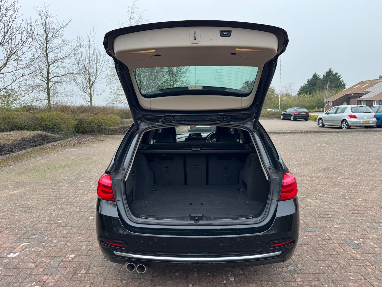 Used BMW 3 Series 2015 for sale - 78007336: Photo 54