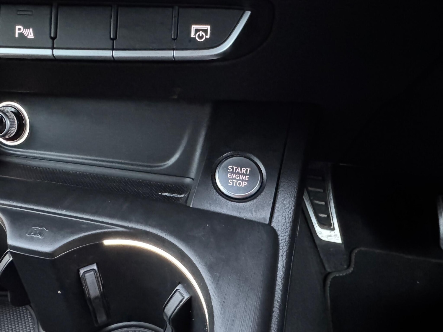 Used Audi A4 Avant 2017 for sale - 77156011: Photo 34