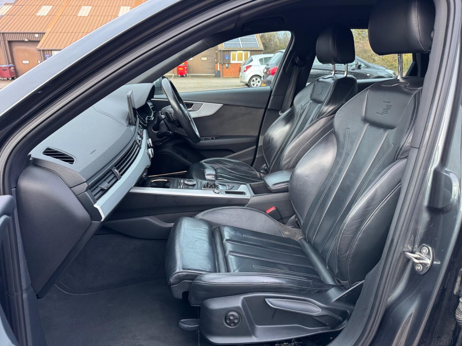 Used Audi A4 Avant 2017 for sale - 77156011: Photo 53