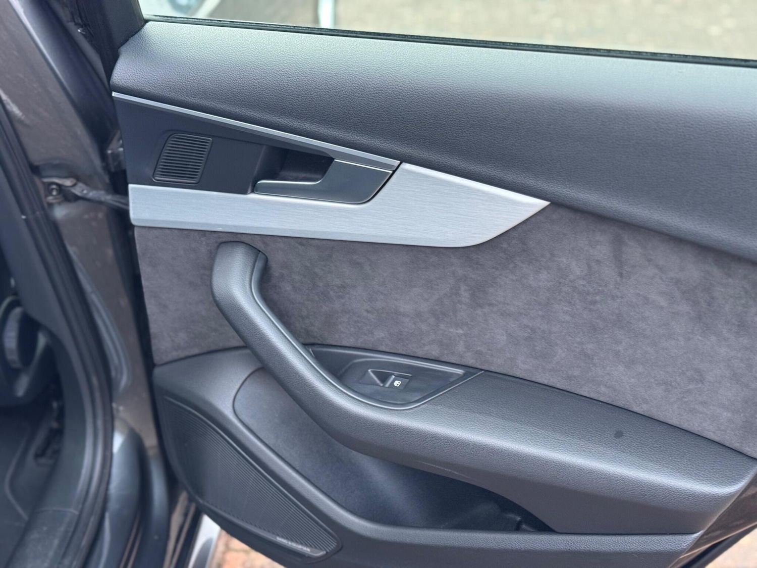 Used Audi A4 Avant 2017 for sale - 77156011: Photo 60