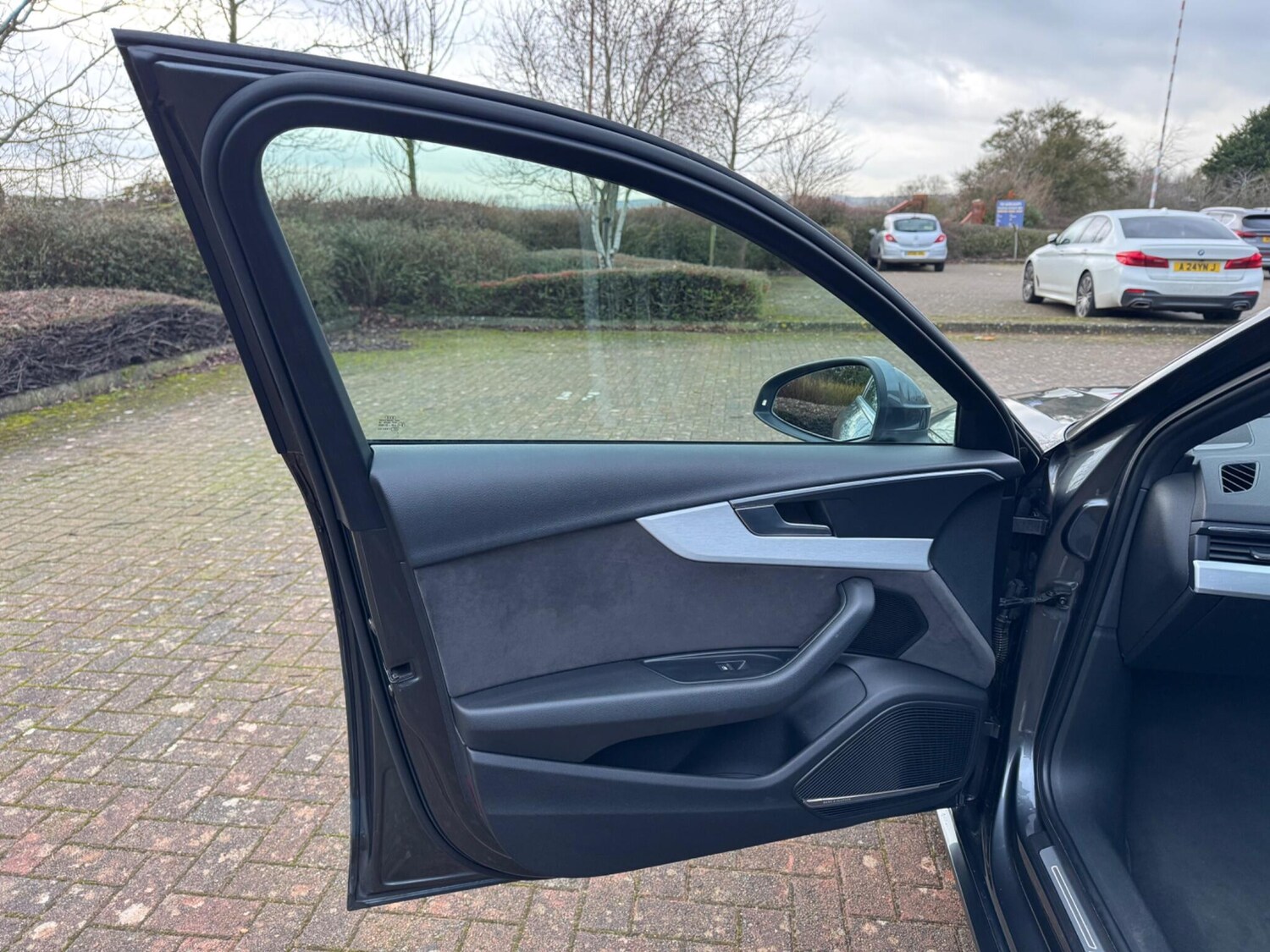 Used Audi A4 Avant 2017 for sale - 77156011: Photo 61