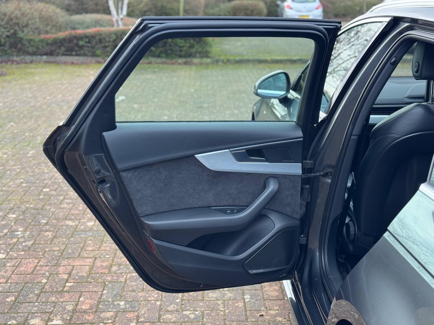 Used Audi A4 Avant 2017 for sale - 77156011: Photo 63