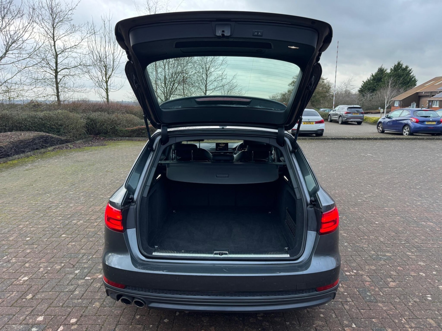 Used Audi A4 Avant 2017 for sale - 77156011: Photo 65